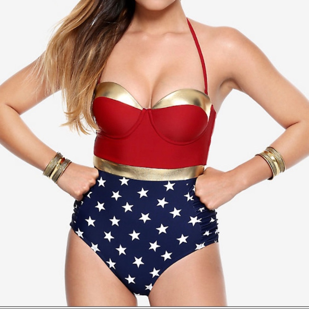 Wonder Woman onepiece